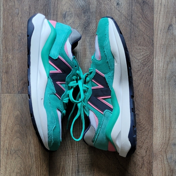 New Balance 57/40 Emerald Sky/Natural Indigo/Bubble Gum Sneakers - Picture 2 of 12